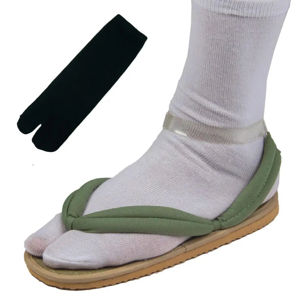 Anime Demon Slayer Shoes With Socks for Adults Kids Kimetsu no Yaiba Cosplay Shoes Nezuk Tanjirou Clogs Shoes Accessories