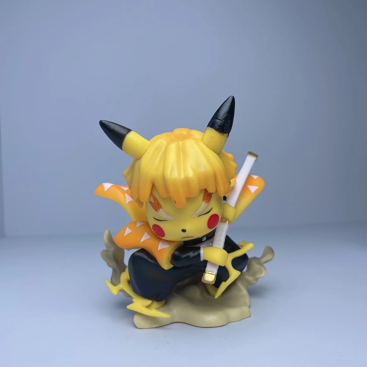 11cm Hot Anime Demon Slayer Yellow Lightning Agatsuma Zenitsu Figurine PVC Statue Model Doll Collection Ornament Toys Boys Gifts